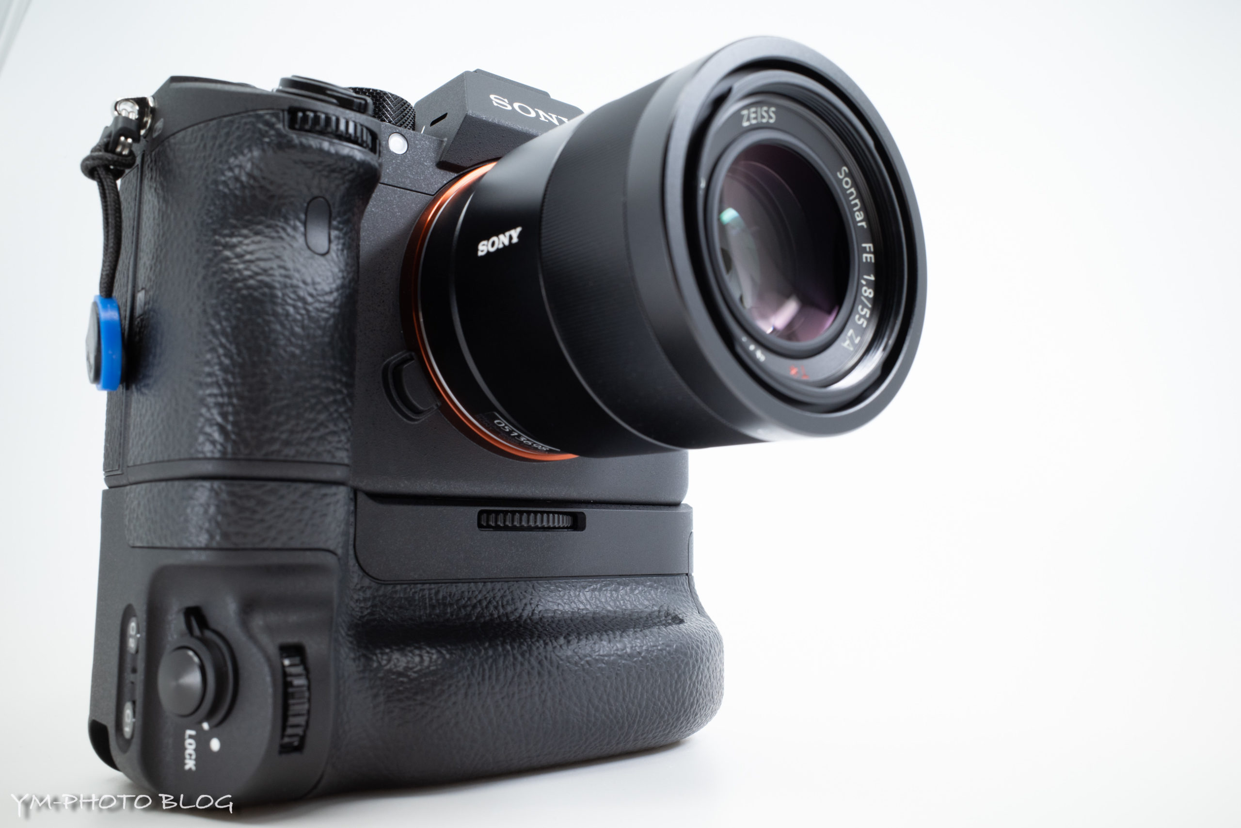 カメラ デジタルカメラ バッテリーグリップは男のロマン。α7R Ⅲ用縦位置グリップ SONY VG 